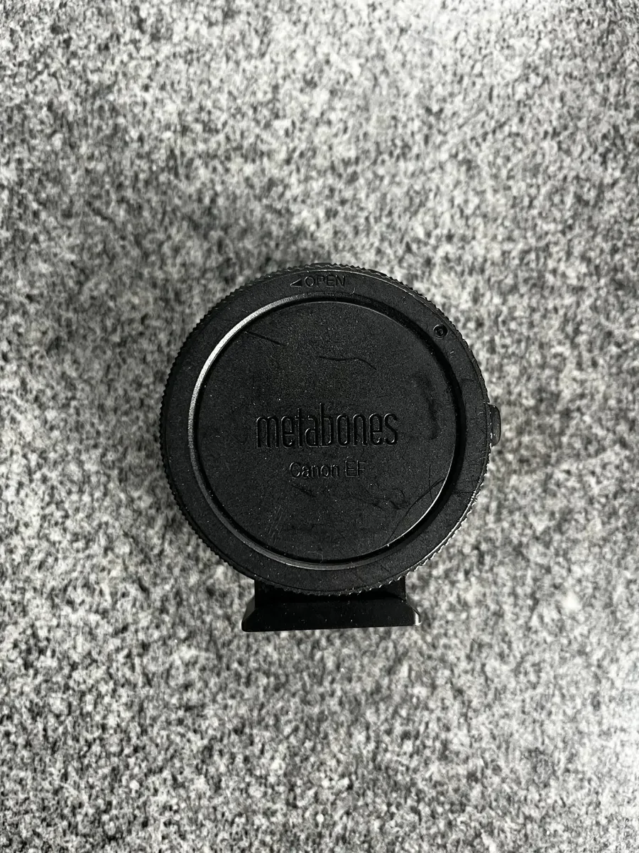 Adaptador Metabones Canon EF para E-mount — foto 2